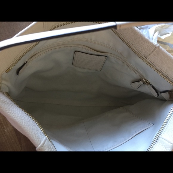 Coach shoulder bag “Isabelle” - Picture 4 of 5